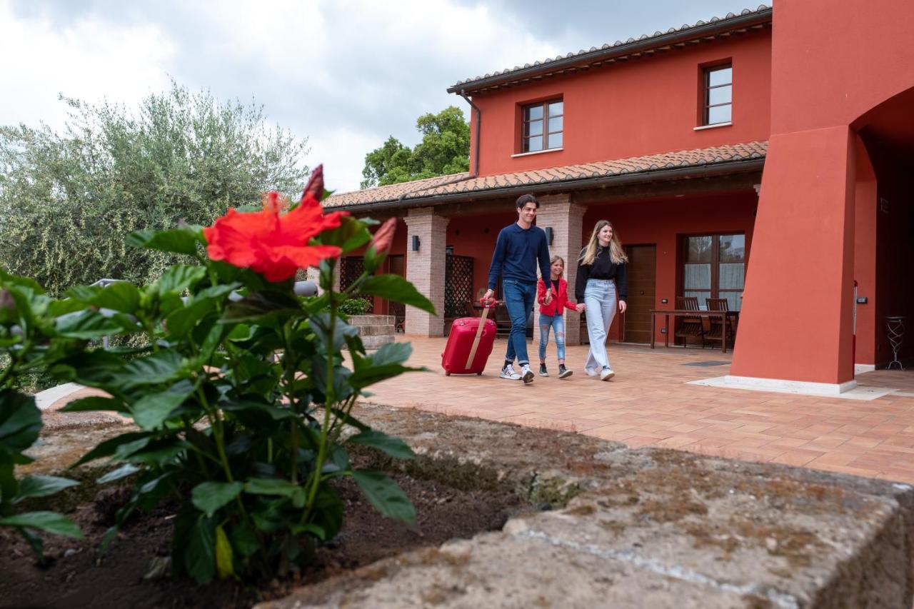 Aparthotel Borgo Etrusco à Scarlino Extérieur photo