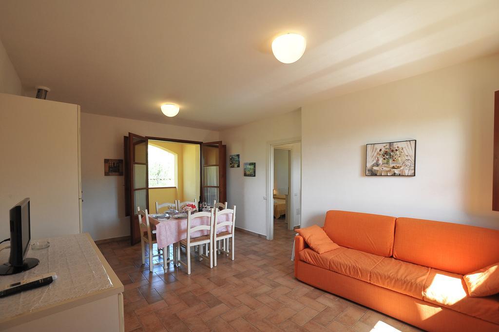 Aparthotel Borgo Etrusco à Scarlino Extérieur photo