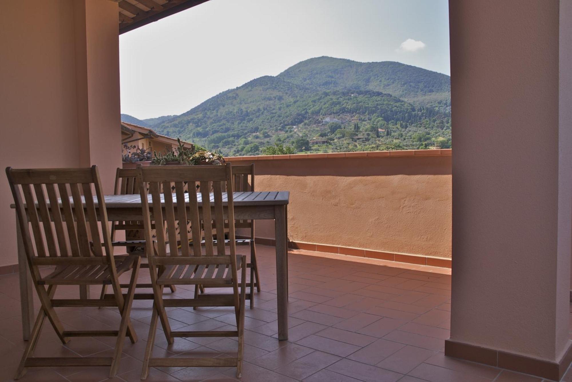 Aparthotel Borgo Etrusco à Scarlino Extérieur photo