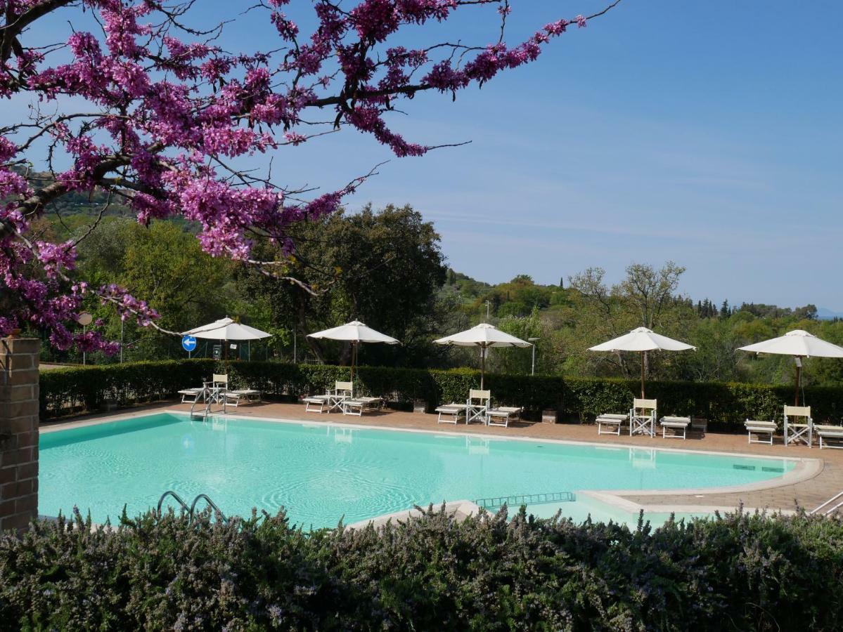 Aparthotel Borgo Etrusco à Scarlino Extérieur photo