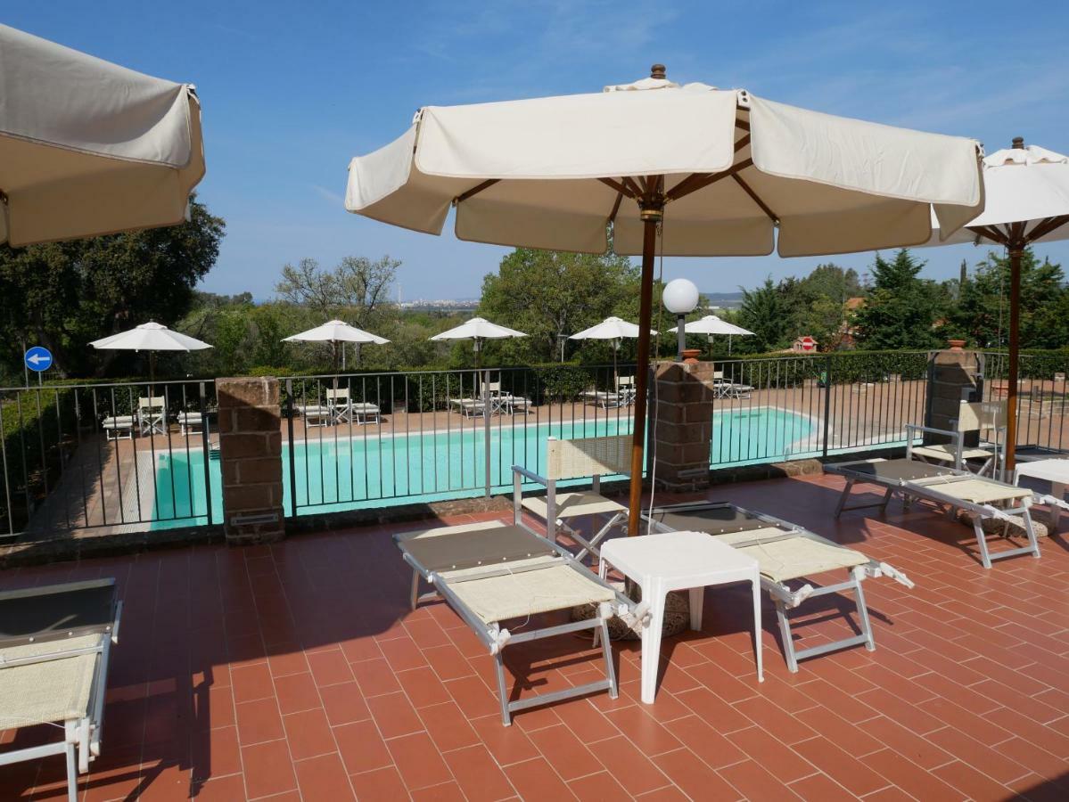 Aparthotel Borgo Etrusco à Scarlino Extérieur photo